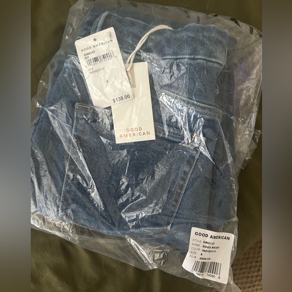 Good American Good Waist crop jeans - Picture 7 of 7